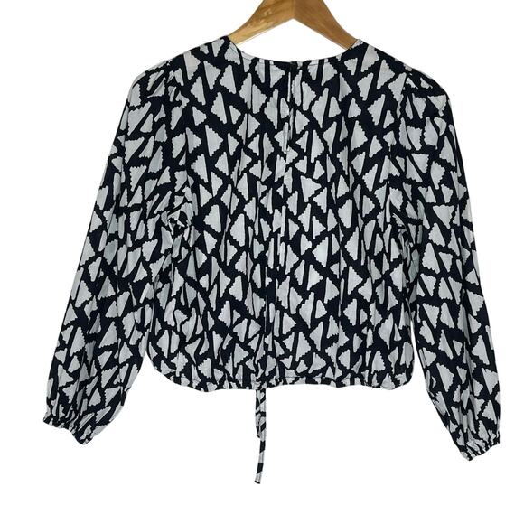 ANTHROPOLOGIE HAZEL Women’s Black and White Geo Print Cropped Top Med - Picture 4 of 4